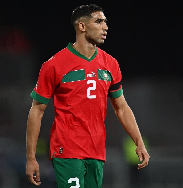 موقف نبيل من حكيمي تجاه طفل صغير