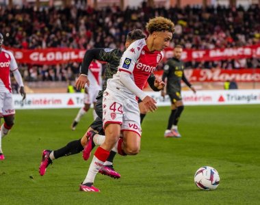 مع من سيظهر بن الصغير .. الأولمبي أم أسود الأطلس؟