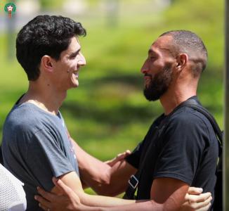 لاعبو المنتخب الوطني بدأوا يلتحقون بمركب محمد السادس