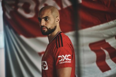 الأنظار تتجه نحو تين هاغ.. ماذا سيقول عن أمرابط؟