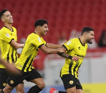 أول فوز لبانون هذا الموسم