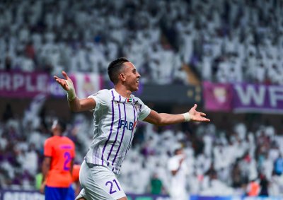 رحيمي يختتم احتفالية العين أمام صبيري