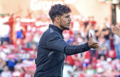 مدرب بتيس يتحسر كثيرا على رياض