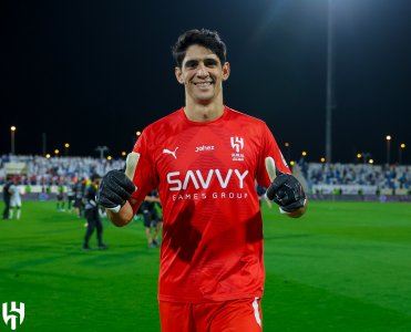 بونو أطاح بنجوم الأهلي في مناسبات سابقة