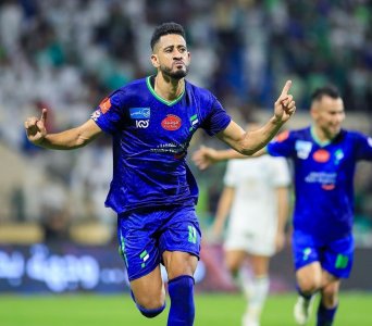 الإصابة تغيب بطنا عن مواجهة بونو