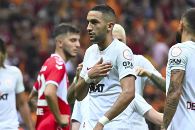 لماذا غير المدرب بوروك زياش المتألق ؟