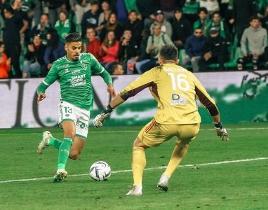 مغاربة سانت اتيان أضاعوا صدارة الليغ2