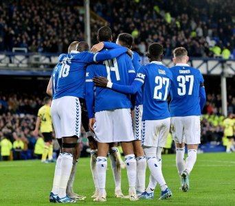 بطولة إنكلترا: خصم 10 نقاط من رصيد ايفرتون