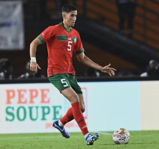 نايف أكرد سيلعب أمام الطايفا