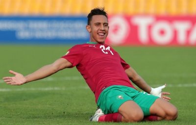 موسم مميز لسفيان رحيمي مع العين.. هل تشفع له أرقامه بحجز تذكرة السفر إلى سان بيدرو؟