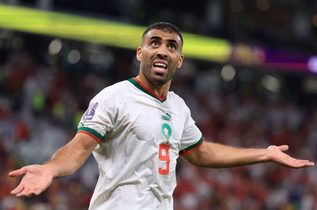أسود موندياليون يغيبون عن الكان