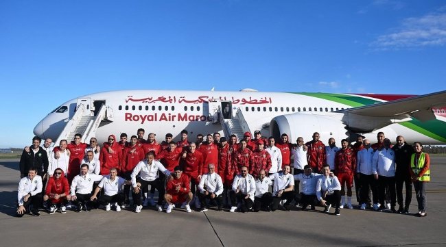 بالصور.. طائرة المنتخب الوطني تقلع نحو كوت ديفوار