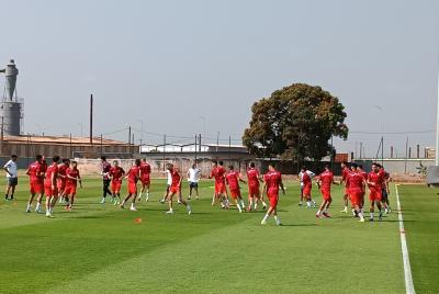 إنطلاق الحصة التدريبية الأخيرة للمنتخب الوطني قبل ملاقاة الكونغو الديموقراطية