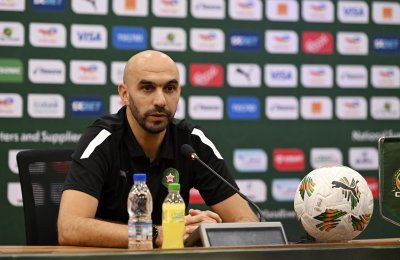 وصية الركراكي للاعبين قبل مواجهة جنوب إفريقيا