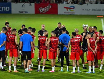 الملعب الكبير لأكادير مرشح لإحتضان وديتي الأسود في مارس