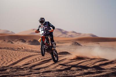 رالي الصحراء بمشاركة الدراج المغربي أمين الشيكر