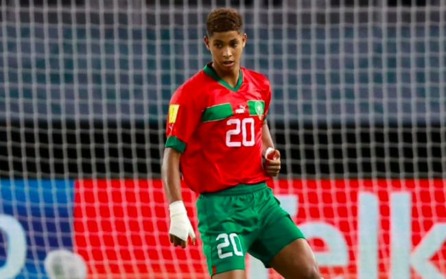 حسنية أكادير لايريد التفريط في موهبته الشابة أمين كتيبة