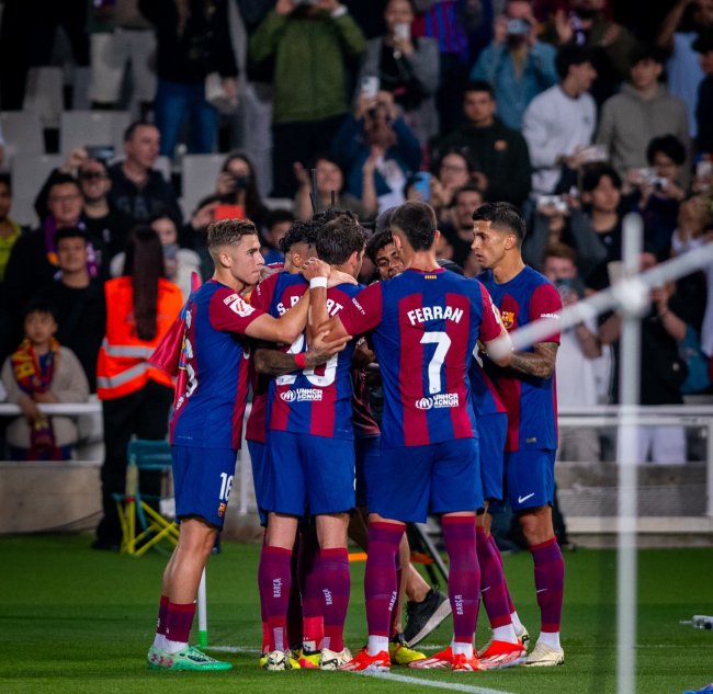 بطولة إسبانيا: برشلونة يستعيد المركز الثاني