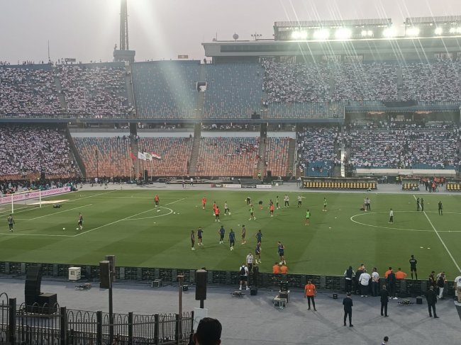 النهضة البركانية غير مكثرت بضغط جماهير الزمالك في عملية الإحماء