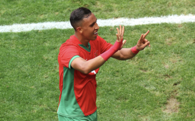 سفيان رحيمي يتجاوز فرس