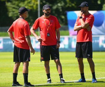 المنتخب المغربي فضل البقاء بنيس