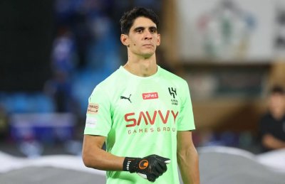 سؤال اليوم: هل يبقى بونو  النامبر وان  بالسعودية؟