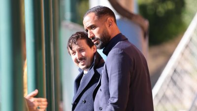 رئيس مارسيليا وبنعطية يجتمعان بأوناحي لتحديد مصيره