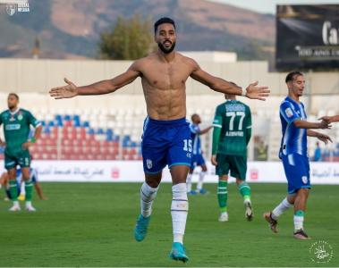 البطولة الإحترافية 1.. إتحاد طنجة يباغث الرجاء بثلاثية