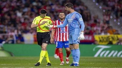 معاقبة أتلتيكو مدريد بسبب أحداث الدربي