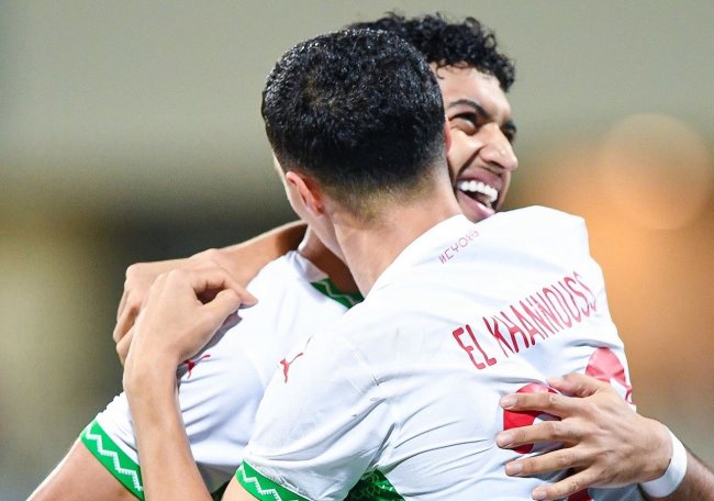 صيباري يبحث عن دقائق لعب أكثر..نجم أيندهوفن يتحدى ليسوطو؟