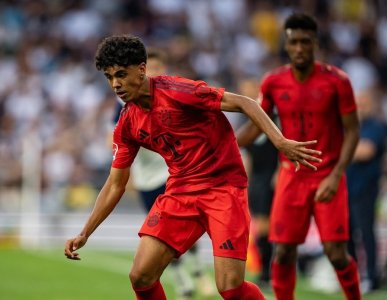 بايرن لا يستبعد إعارة أزنو