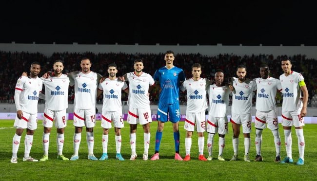 ظواهر الدورة 19: الوداد يضيق الخناق على النهضة البركانية، ونهضة الزمامرة يواصل مفاجآته