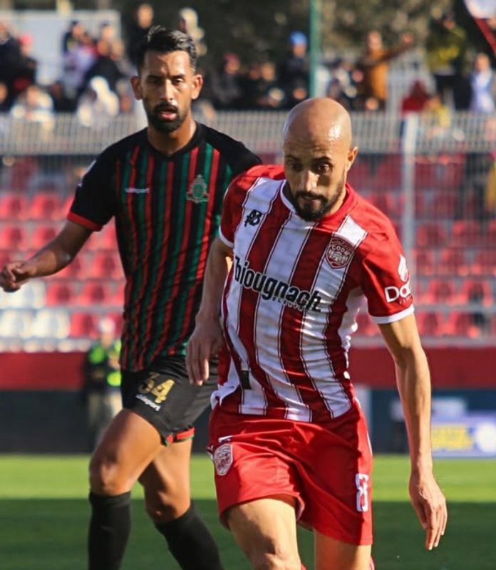 البطولة الإحترافية 1: النادي المكناسي يحول هزيمته لتعادل ثمين وهتشكوكي أمام الجيش