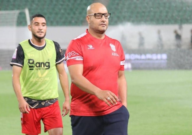 أشامي يغادر الحسنية ومساعدته لموكوينا بشرط جزائي