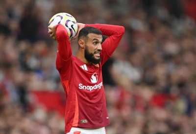 مزراوي يؤمن مع المان يونايتد التأهل المباشر لأوروبا ليغ