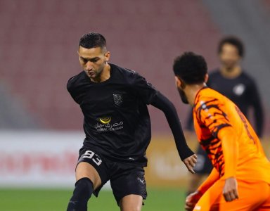 زياش يدشن بطولة نجوم قطر