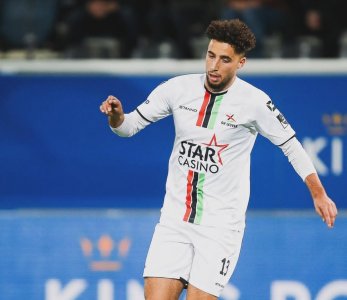 كيين يعار لفوجيا الإيطالي