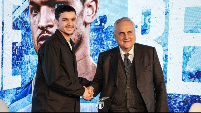 هذه هي أهم إنتقالات المحترفين المغاربة في الميركاطو الشتوى الحالي