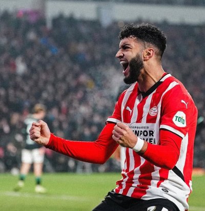 صيباري يضع بصمته في تأهل أيندهوفن