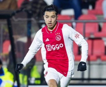 بونيدة يهدد بمغادرة أياكس