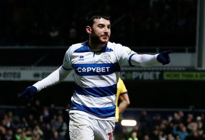 شاعر يسطع باول ثنائية في الموسم