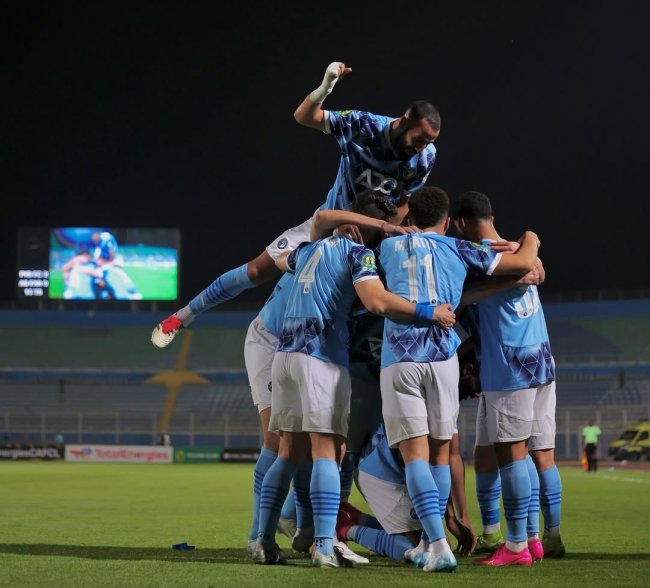 الجيش متأخر في شوط الكوارت الدفاعية