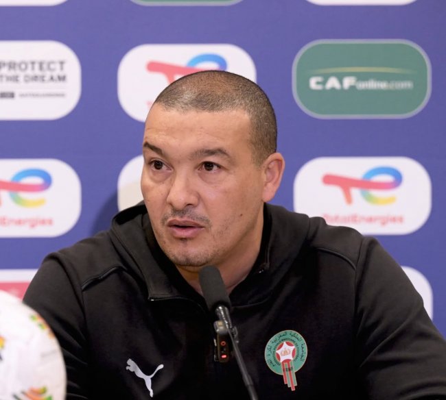 نبيل باها: لم أستفز الجمهور المغربي وأتعامل بقساوة مع ابني