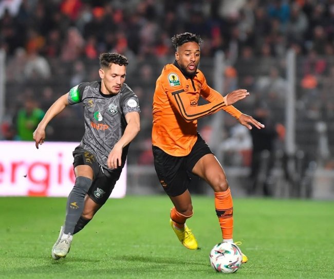 حكم من السودان يدير مباراة قسنطينة وبركان