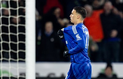 بلال الخنوس مقتنع بمغادرة ليستر سيتي