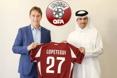 المدرب السابق لبونو والنصيري مع العنابي القطري
