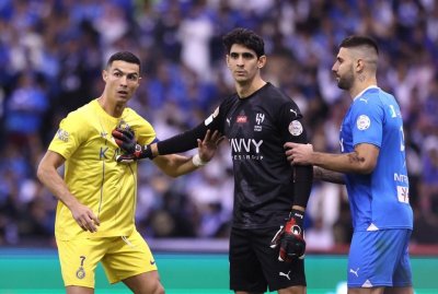 بونو بدون مدرب .. وتشافي في الطريق