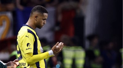النصيري خارج النص وصيحات الجماهير بإقالة مكتب فنربخشة