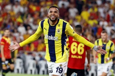 وستهام والنصيري قصة لاتنتهي وستهام والنصيري قصة لاتنتهي