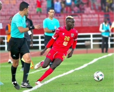 الرجاء يفاوض مدافع دجوليبا المالي الرجاء يفاوض مدافع دجوليبا المالي